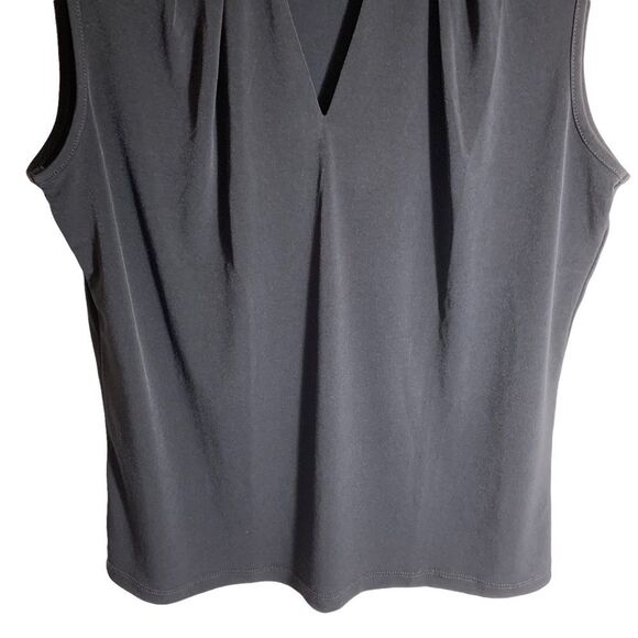 Ivanka Trump Classic Black Sleeveless Top w/ Chain Neck Design - Small - Picture 5 of 9